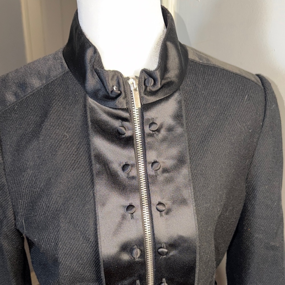 BCBGMaxAzria 100% Wool Black Satin-Accented Women's Blazer - Picture 3 of 11